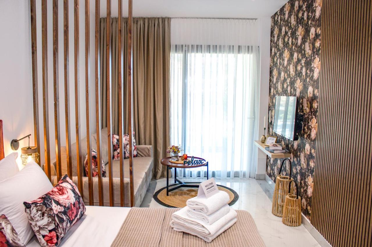 Live The Luxe Appartement Kallithea  Buitenkant foto